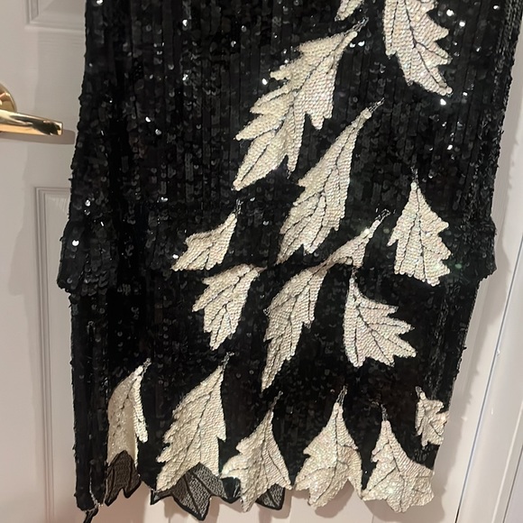 Vintage, 100% pure silk size 3X evening gown. Black and white. - Picture 5 of 16